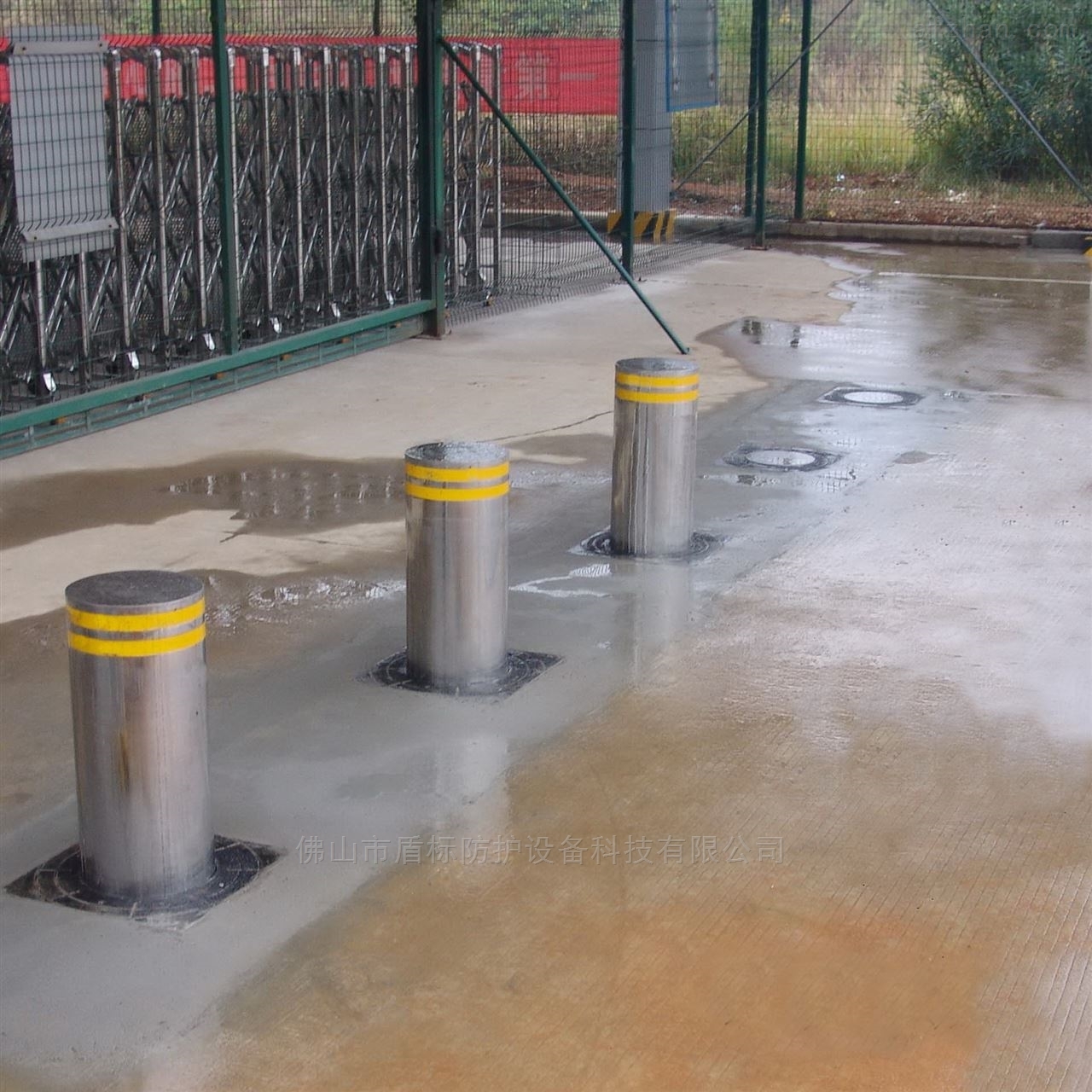 不锈钢拦车地桩 地埋伸缩防冲撞升降柱